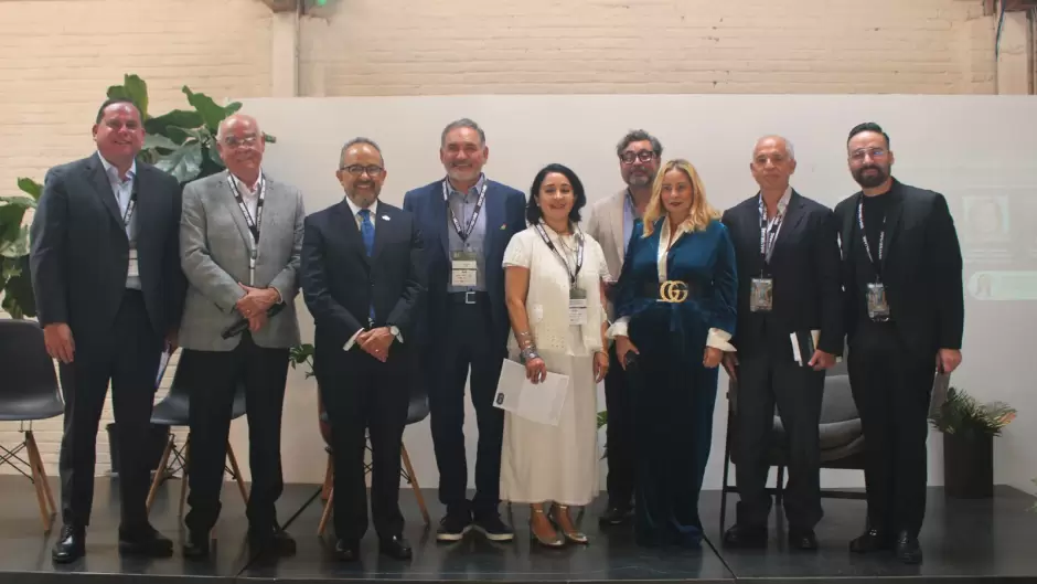 Foro "Rebs Summit 2025"