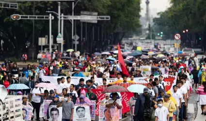 Marcha de Accin Global por Ayotzinapa