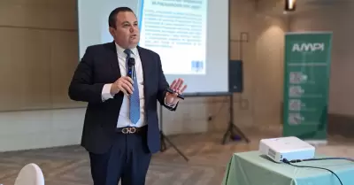Lic. Jorge Alberto Pickett Corona, abogado fiscalistA