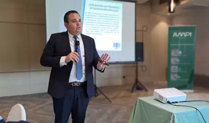 Lic. Jorge Alberto Pickett Corona, abogado fiscalistA