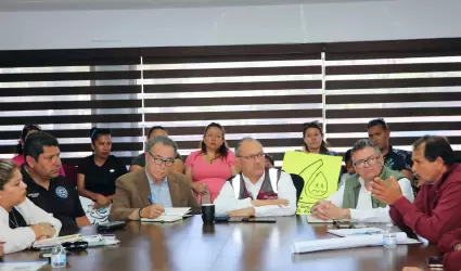 Atiende director de CESPT a ciudadanos de la Snchez Taboada