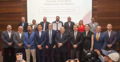 Firma de Carta Compromiso que representa la autorregulación para el impulso al d