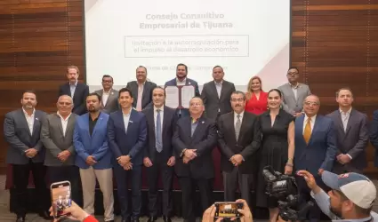 Firma de Carta Compromiso que representa la autorregulacin para el impulso al d