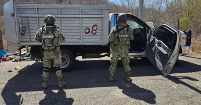 Camioneta asegurada en Sinaloa