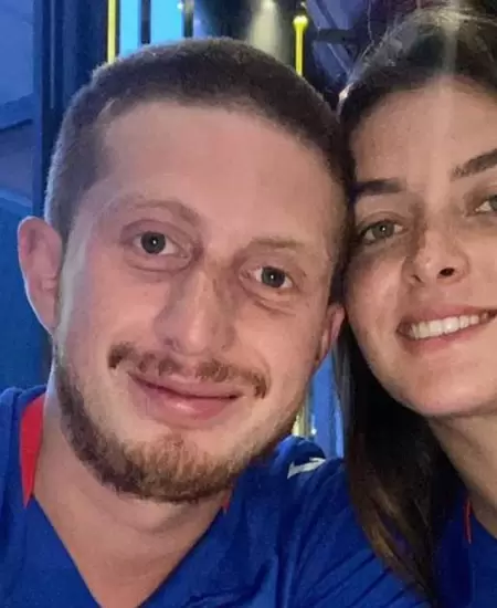 Nerea Godnez y Octavio Ocaa