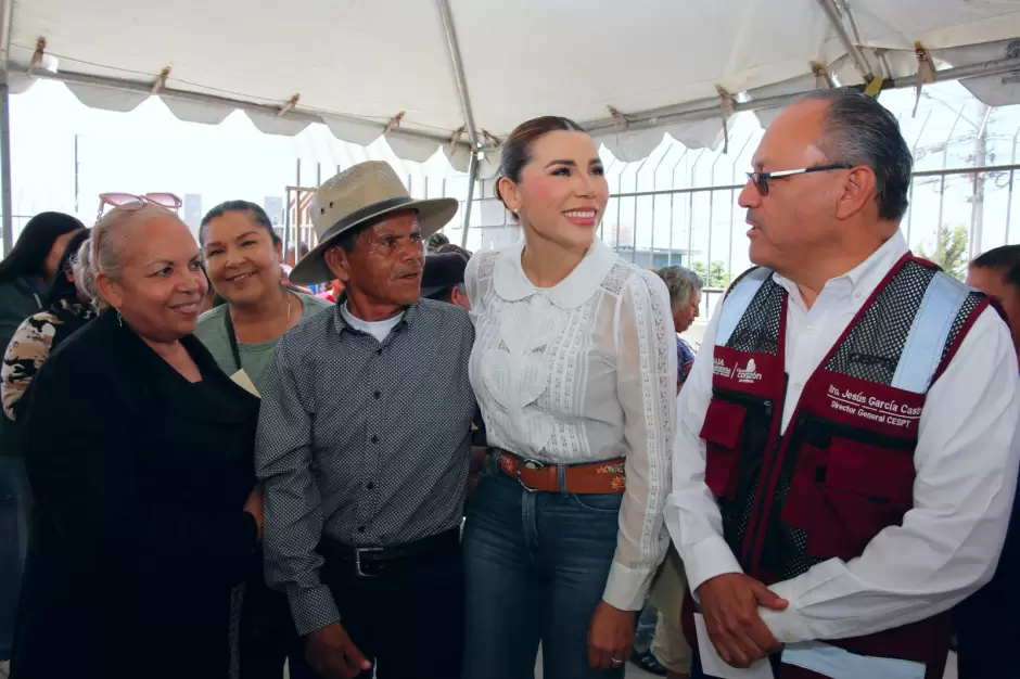 Supervisan obra de tanque y red de agua potable en colonia Ampliacin Ejido Lzaro Crdenas