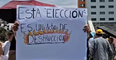 Se manifiestan en la glorieta Cuauhtémoc de Tijuana, en rechazo a la elección de