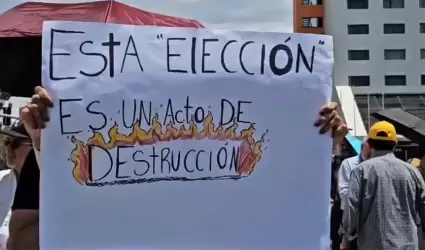Se manifiestan en la glorieta Cuauhtmoc de Tijuana, en rechazo a la eleccin de