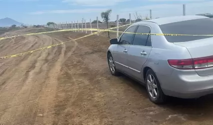 Encuentran a hombre sin vida dentro de vehculo en la colonia El Salitral, en En