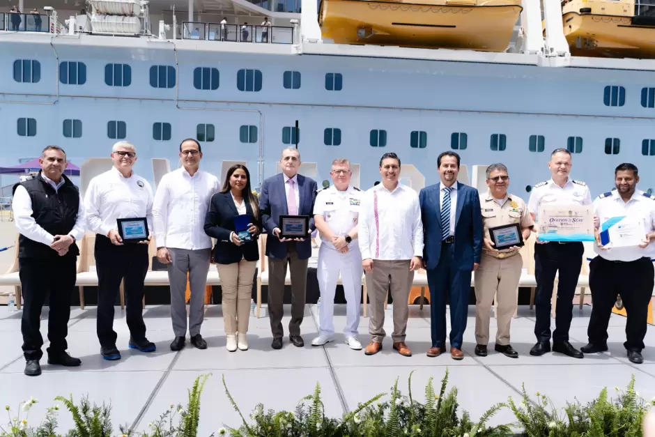 Recibe Ensenada al crucero ms grande en la historia de Baja California