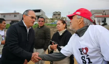 Acercan servicios a colonias alejadas de Tijuana
