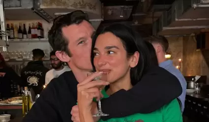 Dua Lipa y Callum Turner