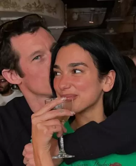 Dua Lipa y Callum Turner