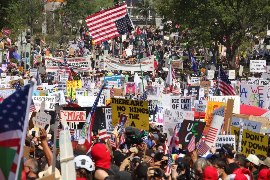 Miles protestan en Los ngeles contra redadas migratorias y militarizacin del pas