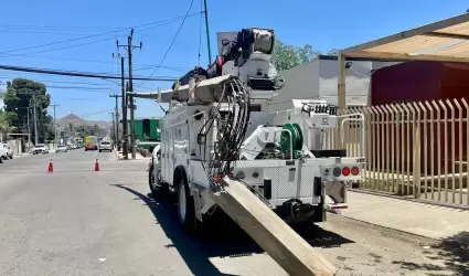 Restablecen energa tras accidente