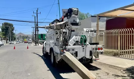 Restablecen energa tras accidente