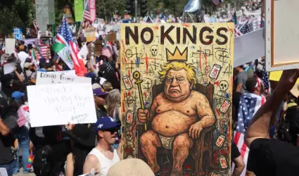 Protesta en Los ngeles contra redadas migratorias y militarizacin de EEUU