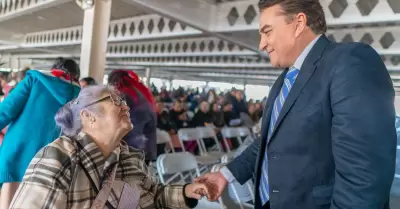 Pensin Adulto Mayor y Mujeres Bienestar