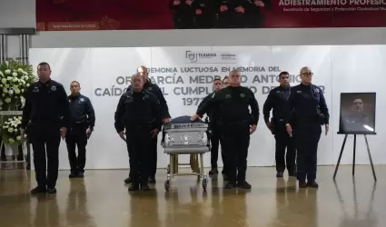 Despiden con honores al oficial de trnsito Antonio Garca Medrano