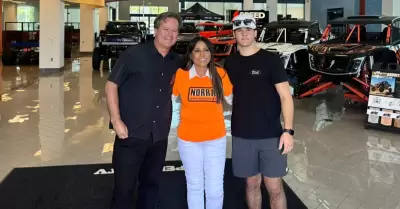 Visita alcaldesa Claudia Agatn empresa SPEED UTV