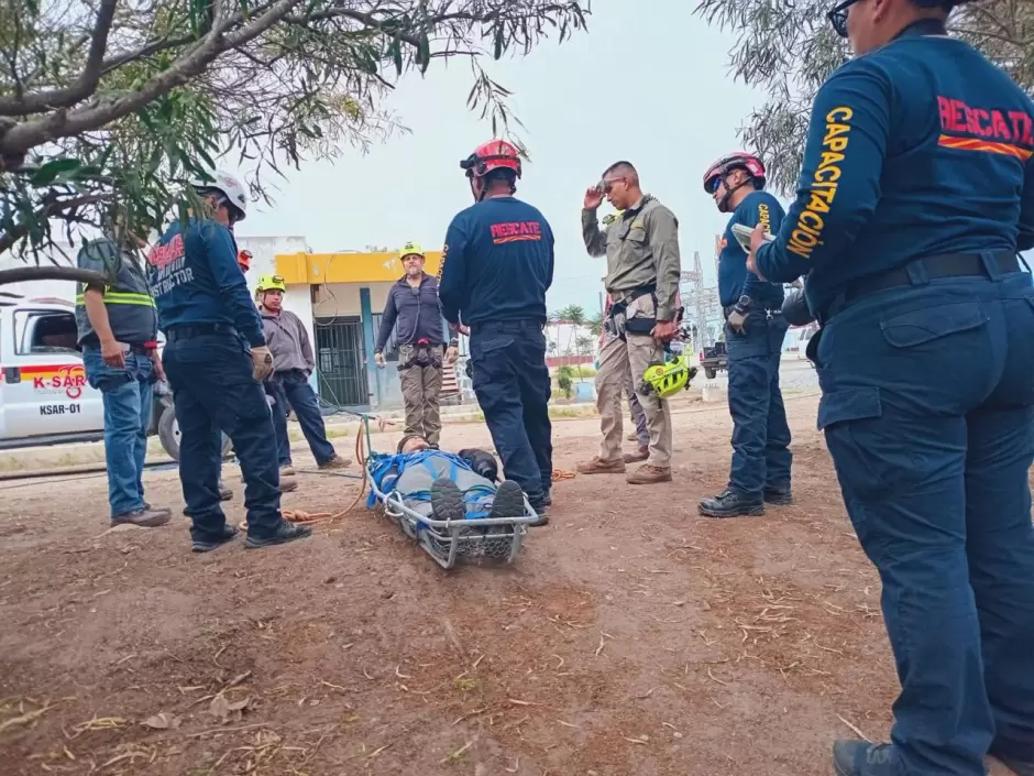 Curso de rescate con cuerdas
