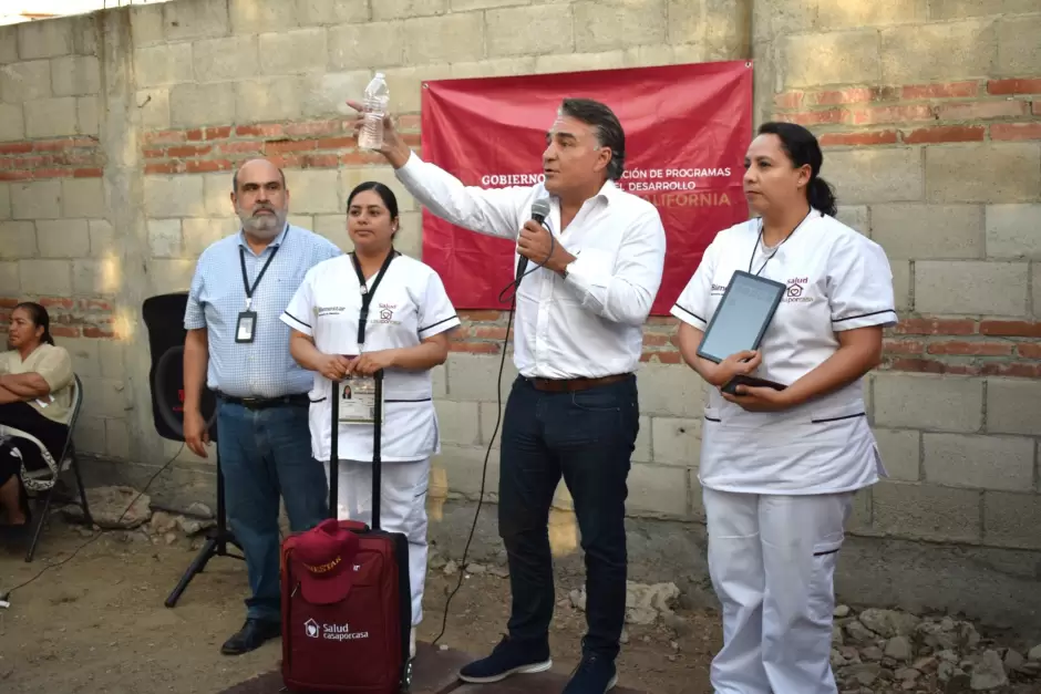 "Salud casa por casa"
