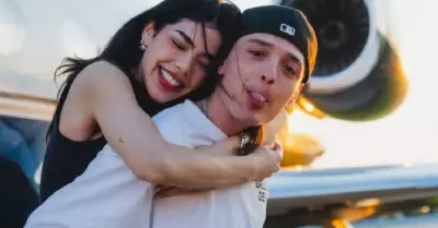 Kenia OS y Peso Pluma