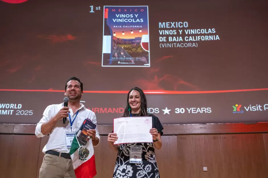 Baja California gana premio internacional con gua sobre vinos y vincolas