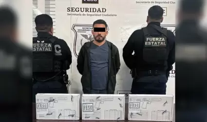 Hombre es detenido en posesin de tres armas de fuego