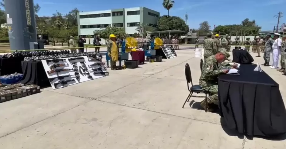 Armas