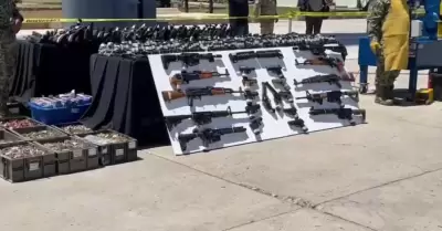 Armas