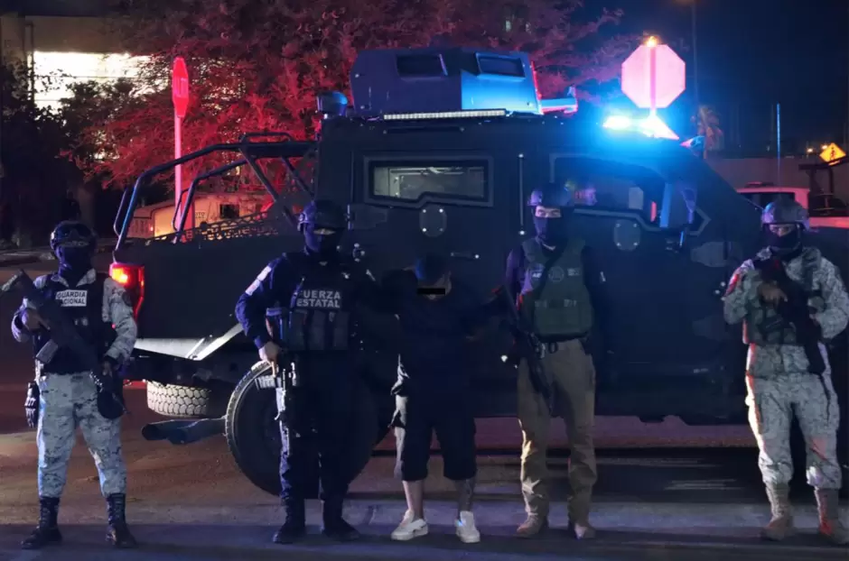 Atrapan a "El Grillo", buscado por homicidio en Baja California