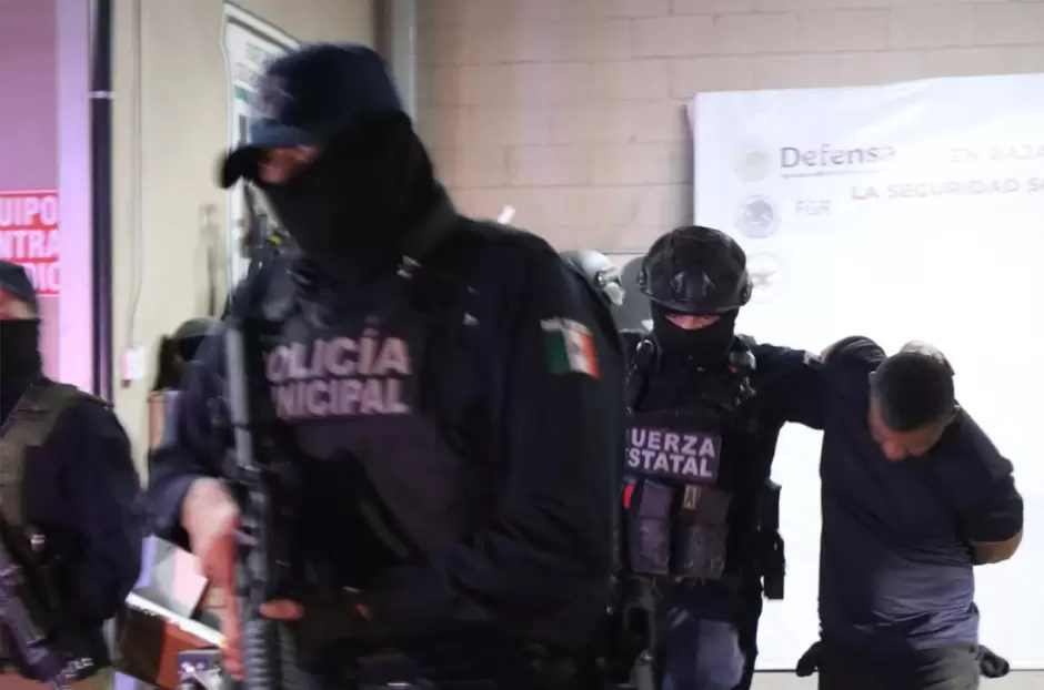 Atrapan a "El Grillo", buscado por homicidio en Baja California