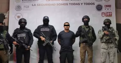 Atrapan a "El Grillo", buscado por homicidio en Baja California
