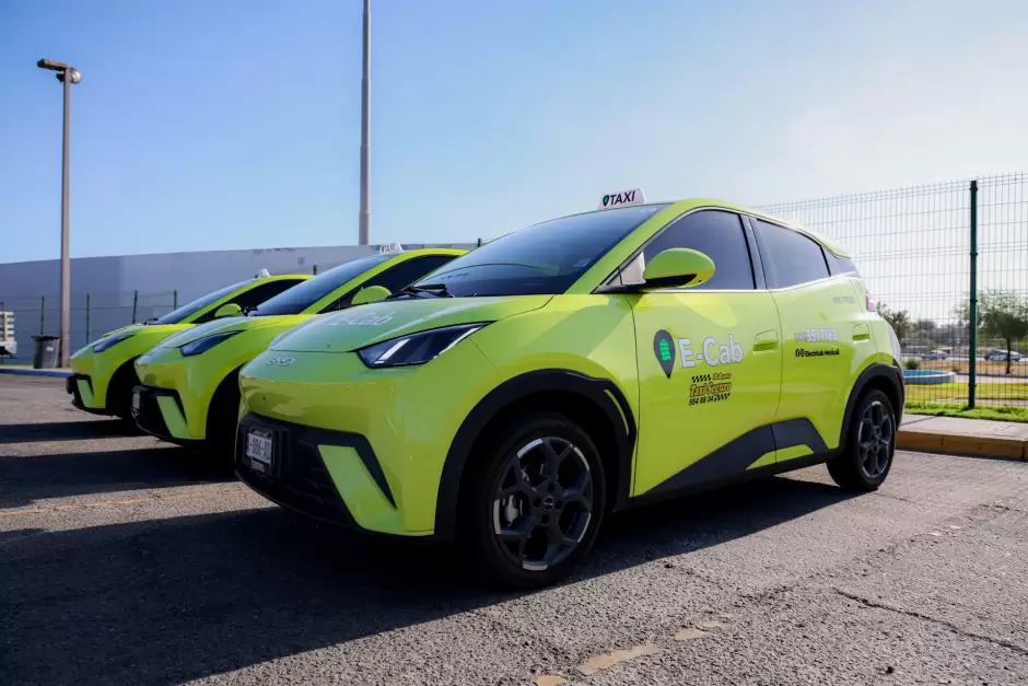 Baja California sienta las bases de electromovilidad con primeros taxis elctricos