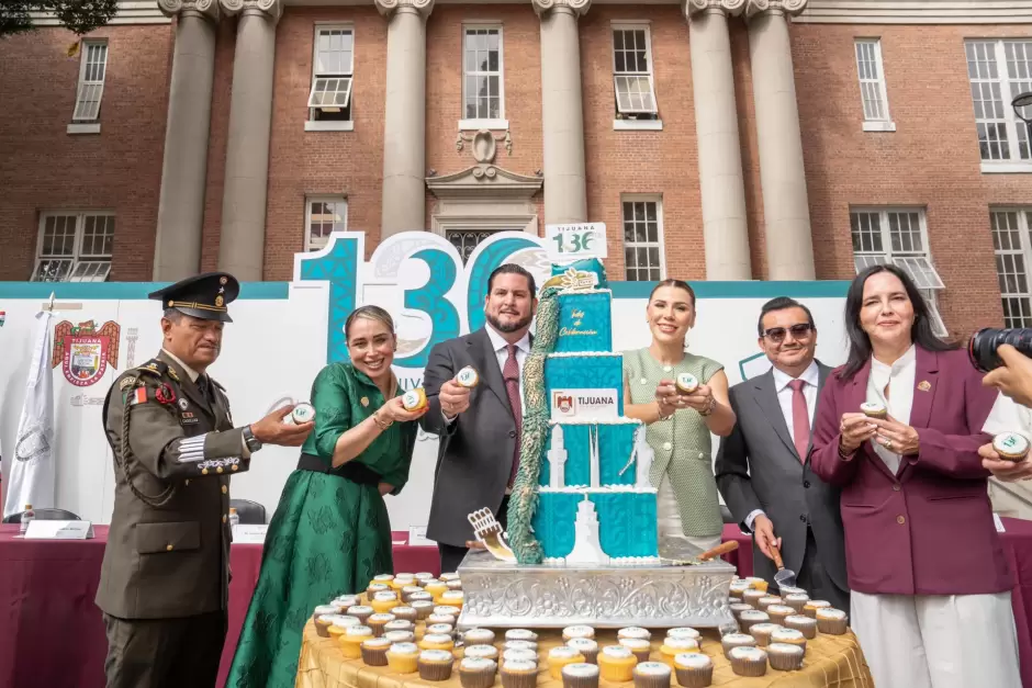 Rinde Gobierno de la Ciudad homenaje a Tijuana por el 136 Aniversario de su fundacin