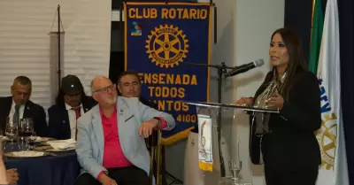 Claudia Agatón