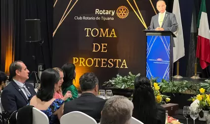 Toma de protesta de Gilberto Gamio como presidente del Club Rotario de Tijuana