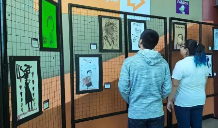 Exposicin de pera en la calle
