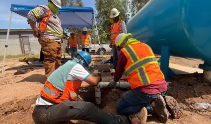 Infraestructura de agua potable en ejido Mxico con nueva tubera de PVC