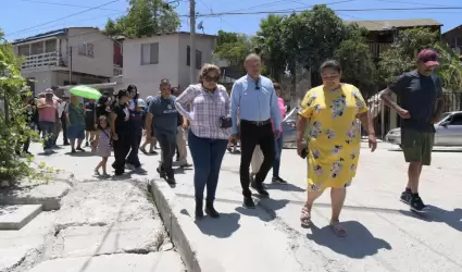 Atencin a residentes de la calle Erdano