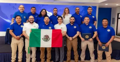 Capacitación constante de personal a través de cursos internacionales especializ