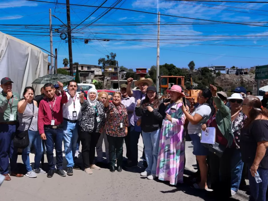 Obra de bacheo y reencarpetado en la Delegacin Snchez Taboada