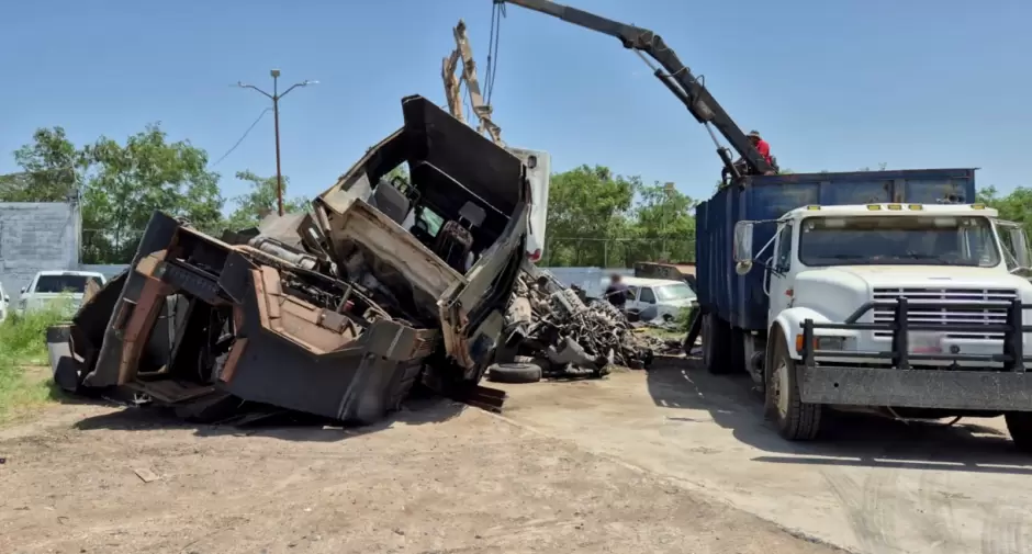 Destruyen 23 vehculos con blindaje artesanal