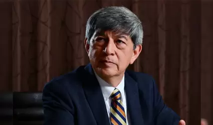 Dr. Fernando Le�n Garc�a, Rector del Sistema CETYS Universidad