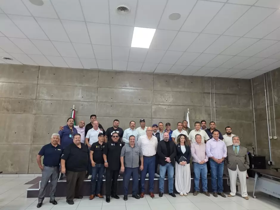 Reunin con representantes del gremio de transportistas