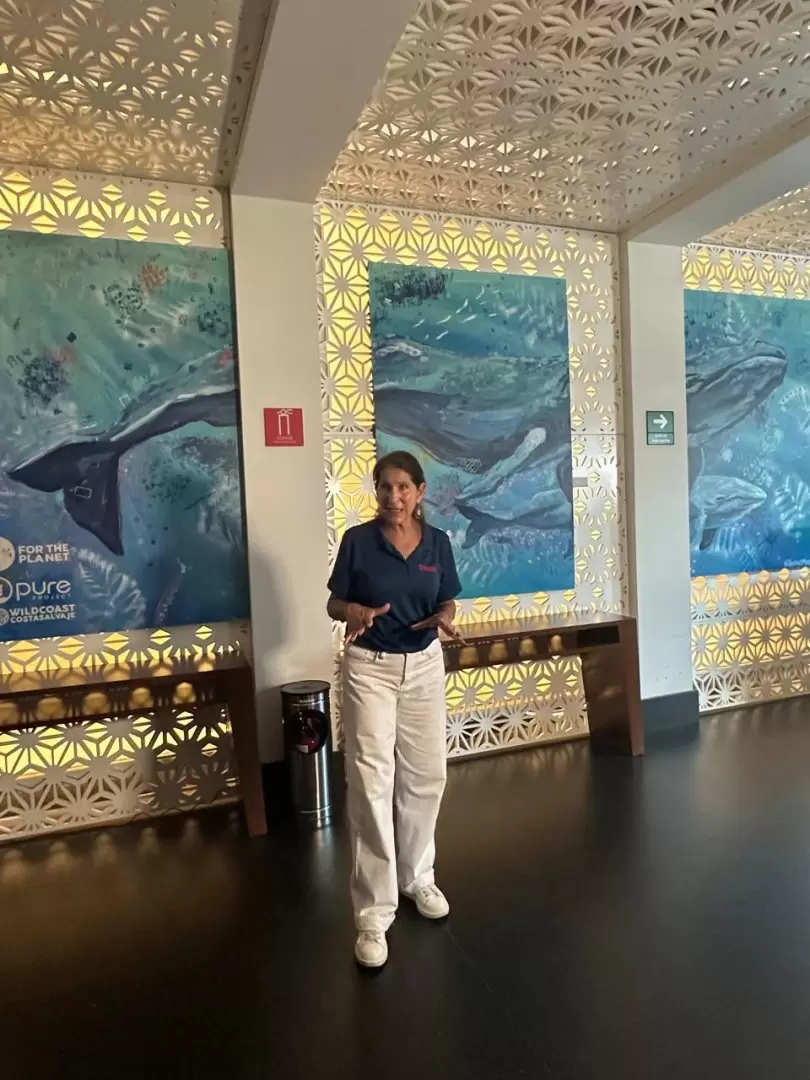 Costasalvaje presenta mural de la ballena gris en NewCity Plaza
