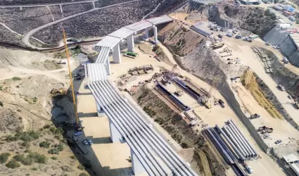 Traslado entre Aeropuerto con Playas de Tijuana tomar 12 minutos con Viaducto E