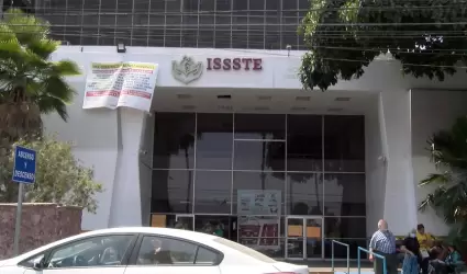 Paro de labores en el Issste de Tijuana