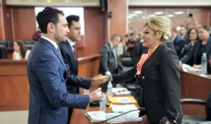 Comparece fiscal general del Estado ante Congreso de Baja California